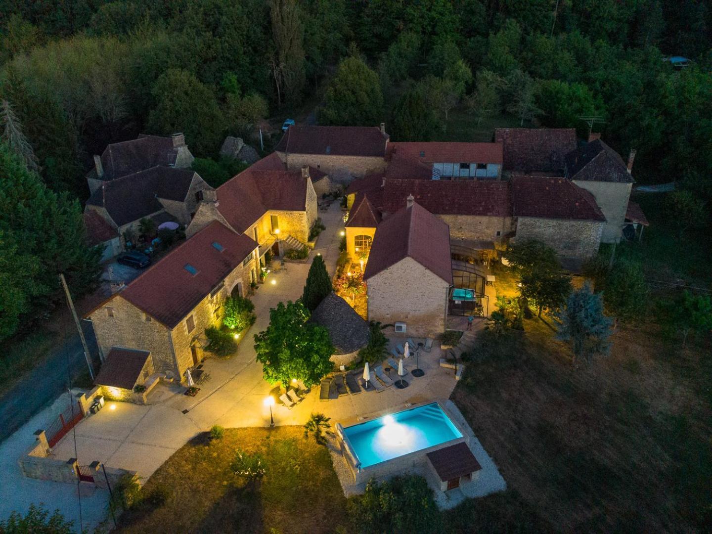 Aux Bories De Marquay, Chambres D'Hotes B&B Avec Piscine Et Spa Pres De Sarlat Экстерьер фото