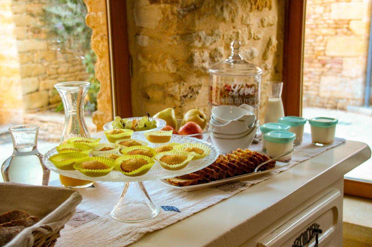 Aux Bories De Marquay, Chambres D'Hotes B&B Avec Piscine Et Spa Pres De Sarlat Экстерьер фото